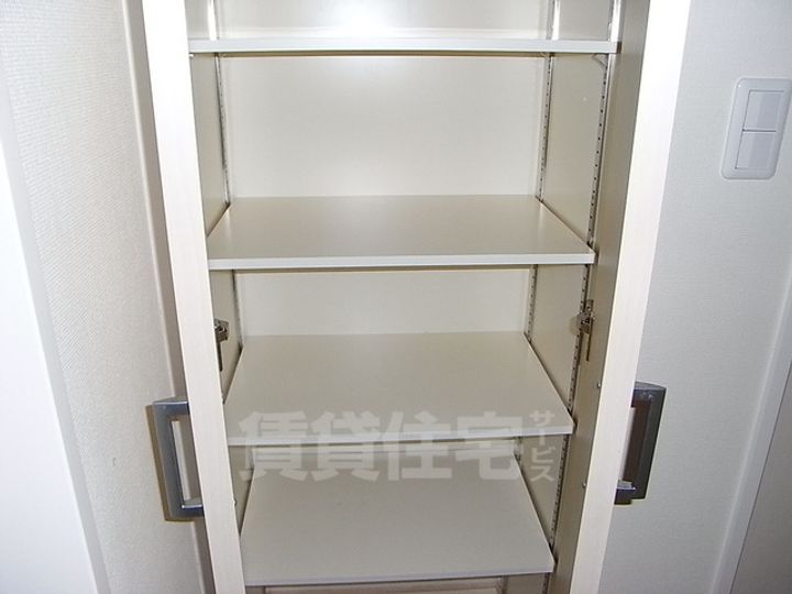 ベレーサ金山の玄関