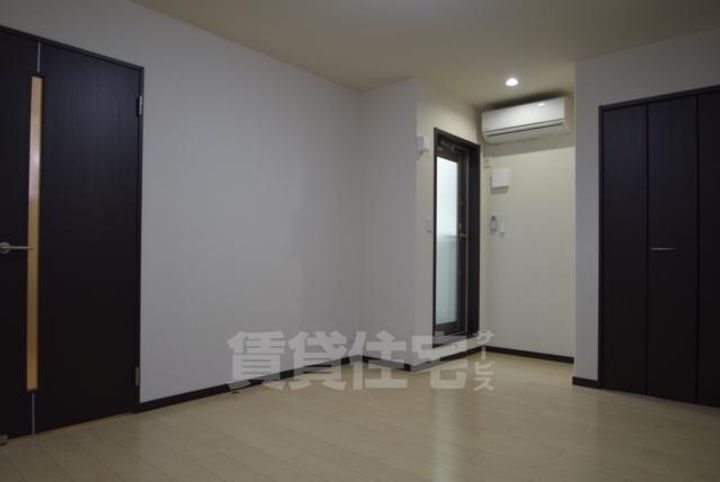 大阪府大阪市住吉区沢之町2丁目の賃貸アパートの居間