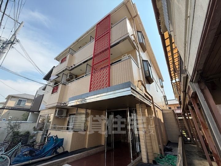 フレグランス三国ヶ丘の外観