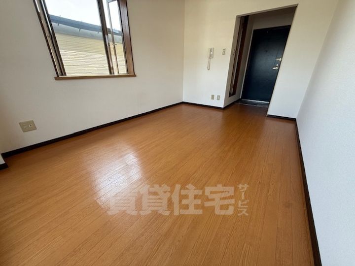 フレグランス三国ヶ丘の居間