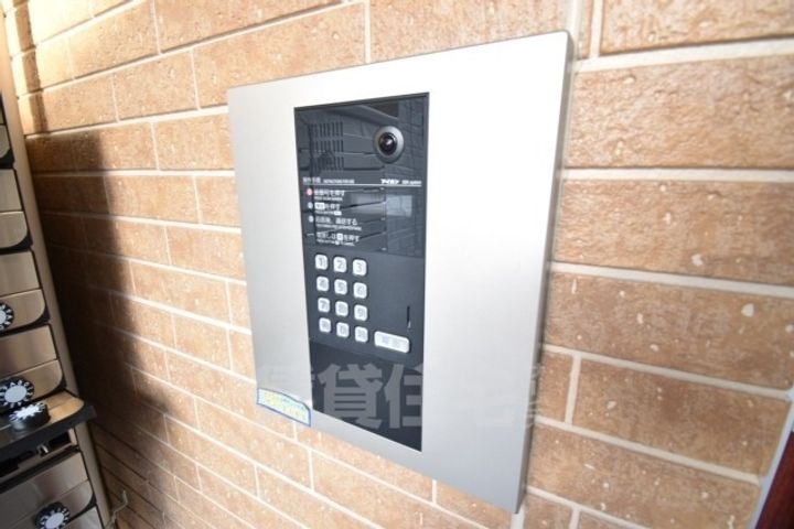 F+style南安井町の玄関