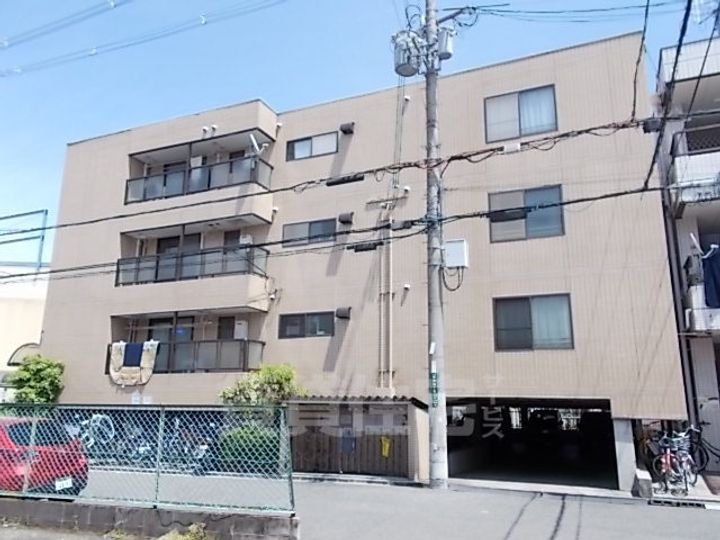 野田シャトルマンションA棟の外観