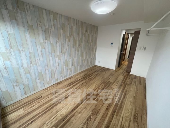 Wins Court Utajimaの居間