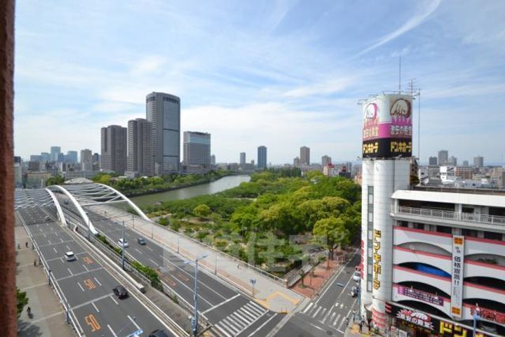 イズミパート8の周辺