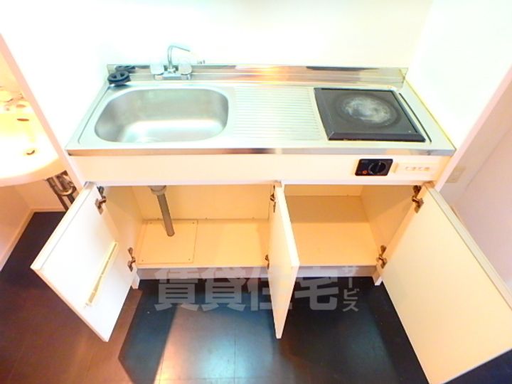 モノコモド御前A棟のキッチン