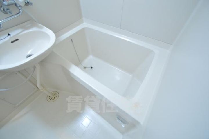 大阪府茨木市双葉町の賃貸マンションの風呂