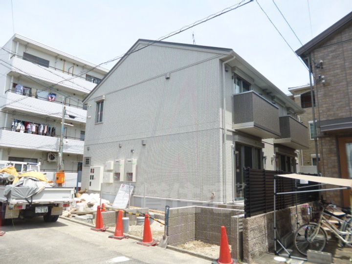 愛知県名古屋市瑞穂区洲山町3丁目の賃貸アパートの外観