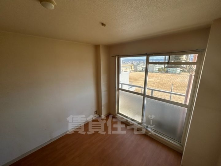 大阪府大阪市住吉区苅田4丁目の賃貸マンションの寝室