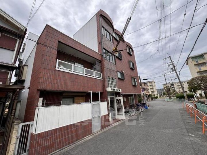 川島第16ビルの外観