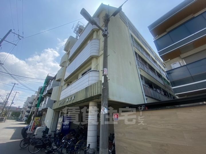 大阪府大阪市住吉区長居4丁目の賃貸マンションの外観