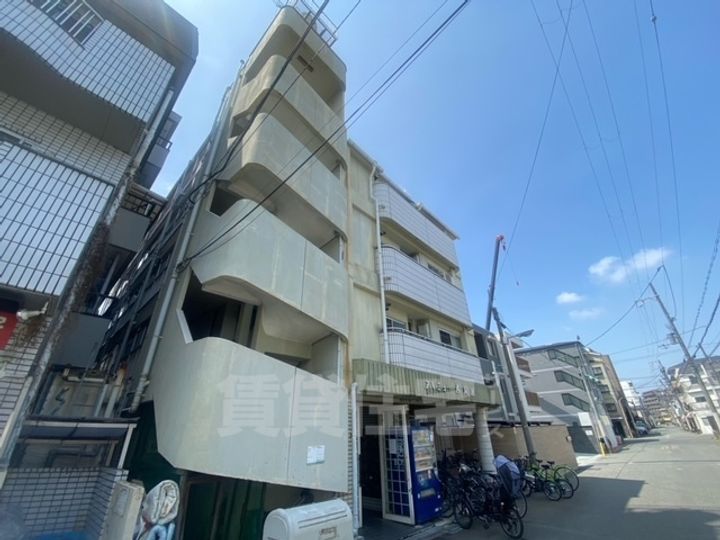 大阪府大阪市住吉区長居4丁目の賃貸マンションの外観
