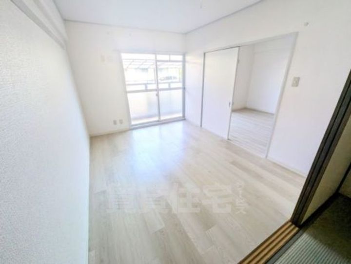 大阪府茨木市橋の内1丁目の賃貸マンションの子供部屋