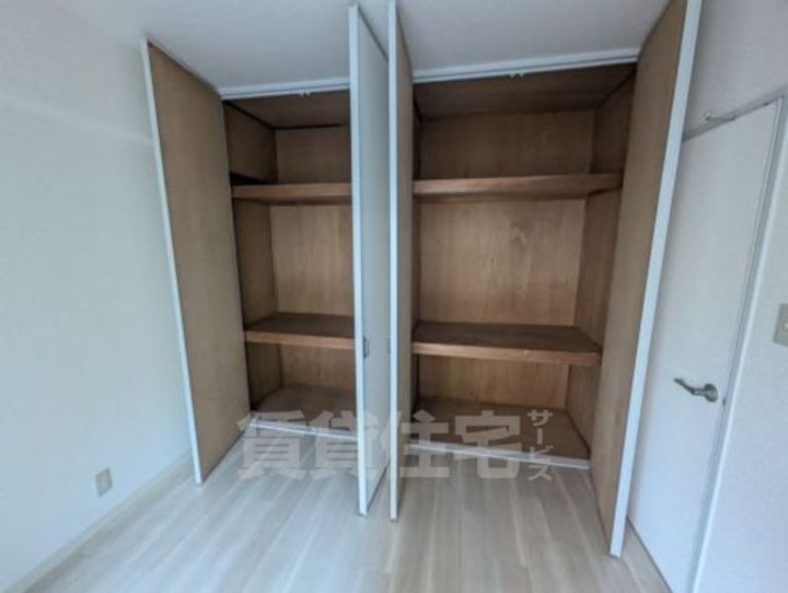 大阪府茨木市橋の内1丁目の賃貸マンションの内装