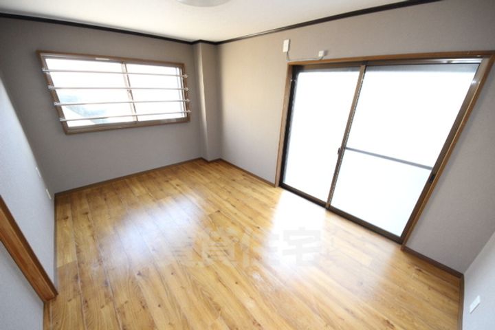 マンション廣岡の内装