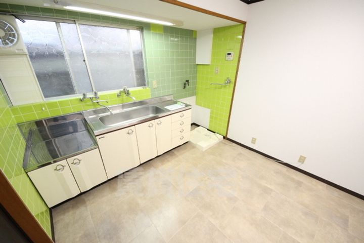 マンション廣岡の居間