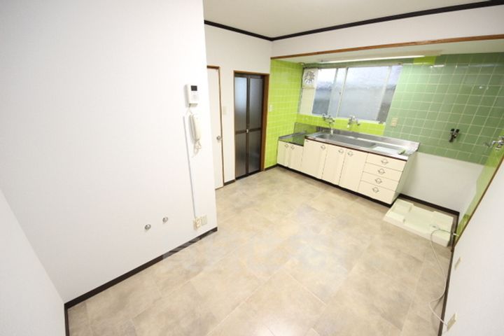 マンション廣岡の居間