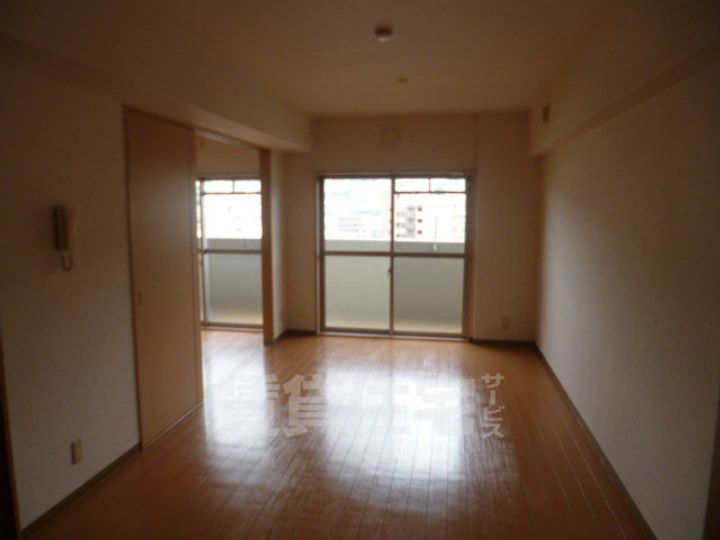 グドゥウェル新石切の居間