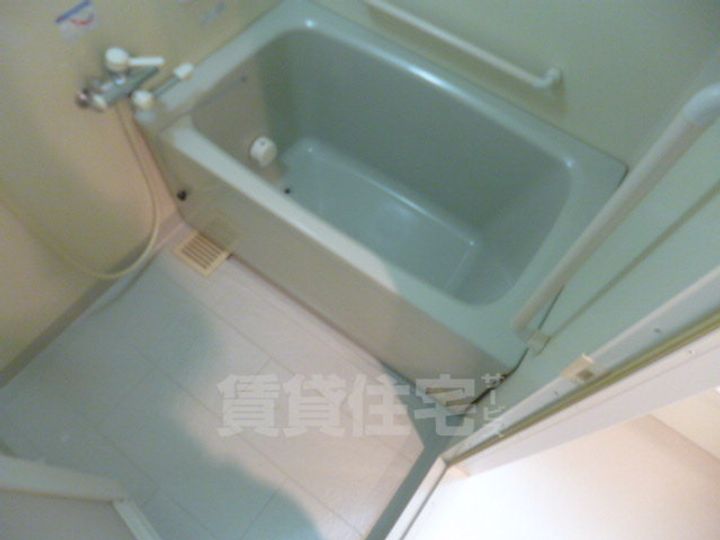 グドゥウェル新石切の風呂