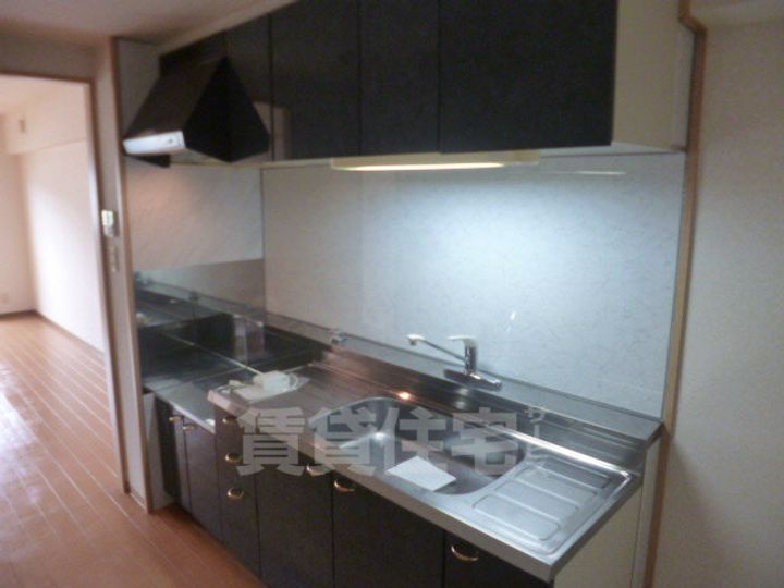 グドゥウェル新石切のキッチン