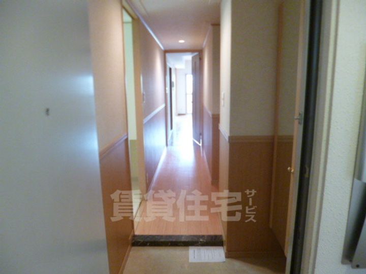 グドゥウェル新石切の玄関