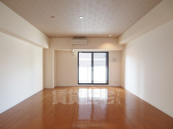 グラヴィス鶴舞の居間