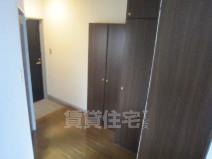 カーサ野中の玄関