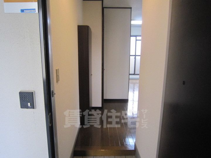 カーサ野中の玄関