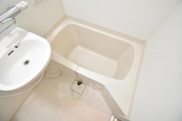 大阪府茨木市奈良町の賃貸マンションの風呂