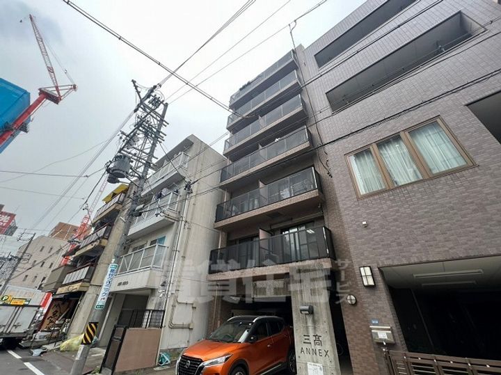 三高ANNEX BLDの外観