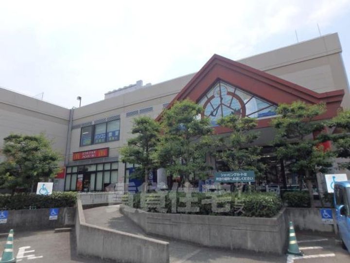 O,Houseの周辺