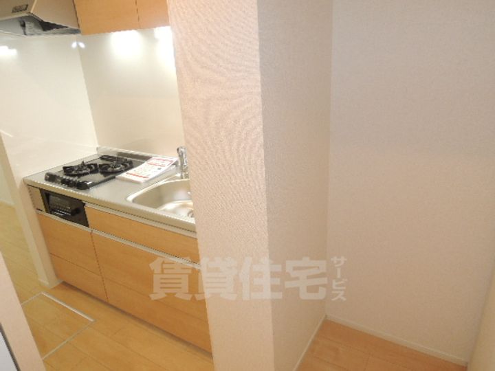 大阪府堺市西区鳳東町3丁の賃貸アパートのキッチン