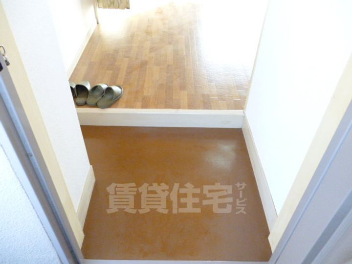 ハイツ熊谷の玄関