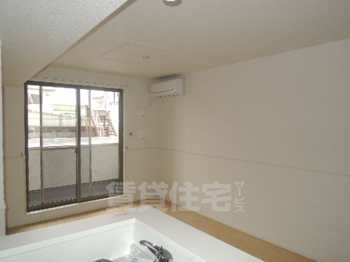 大阪府和泉市富秋町1丁目の賃貸アパートの内装