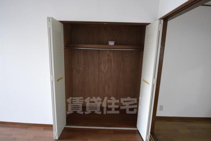 大阪府大阪市住吉区山之内1丁目の賃貸マンションの内装