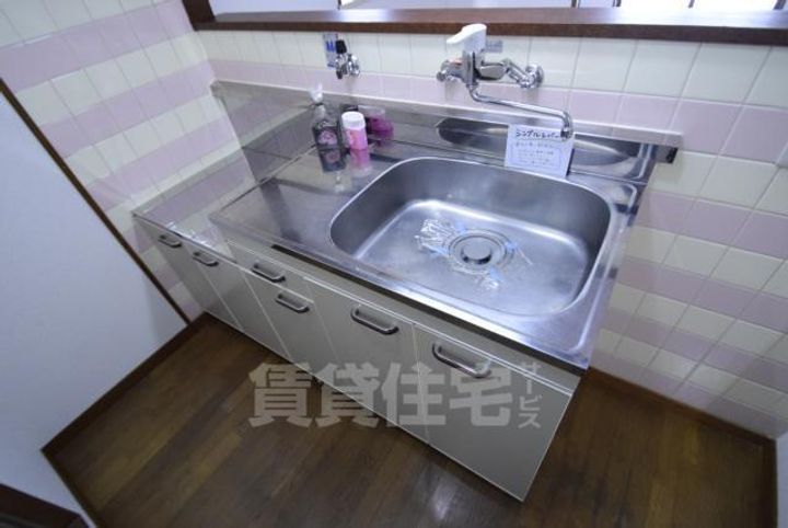 大阪府大阪市住吉区山之内1丁目の賃貸マンションのキッチン