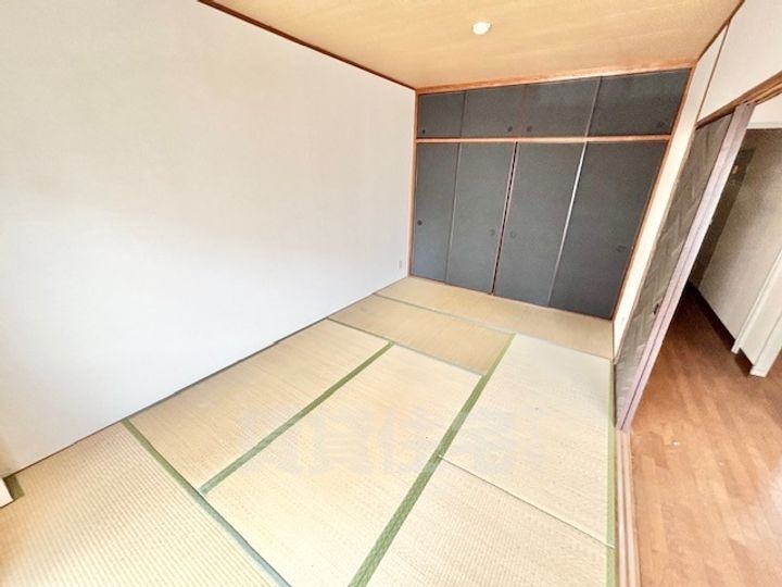 大阪府茨木市東太田1丁目の賃貸マンションの子供部屋