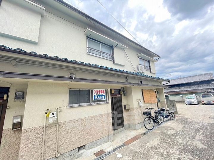 大阪府羽曳野市古市6丁目(一戸建)の賃貸物件3の外観