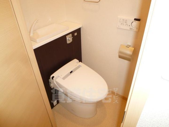 大阪府堺市堺区東雲西町1丁の賃貸マンションの内装