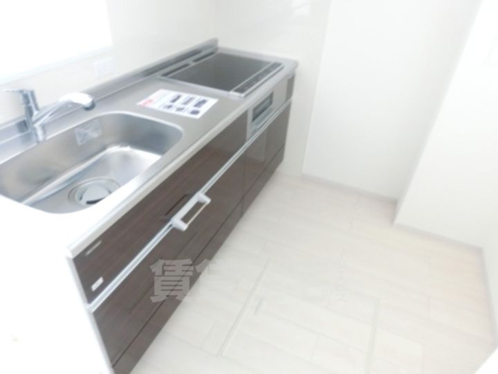 大阪府大阪市住吉区遠里小野3丁目の賃貸アパートのキッチン