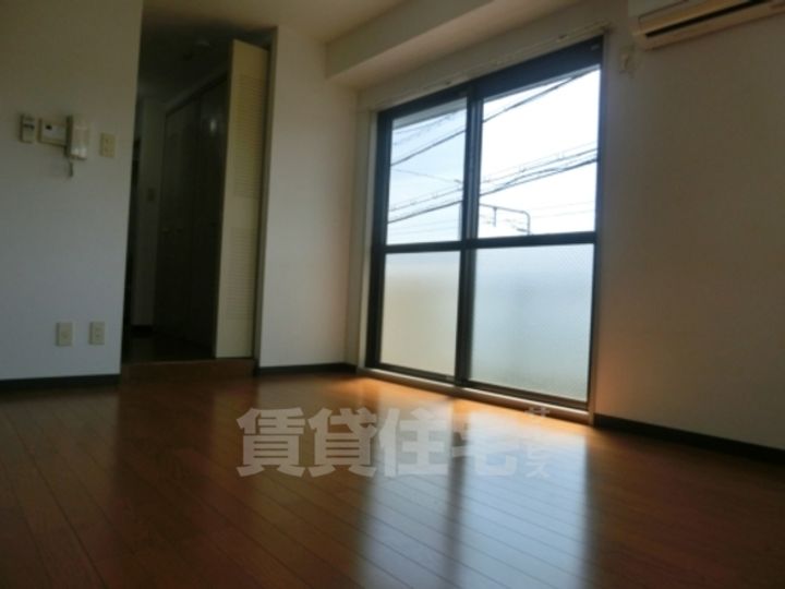 大阪府大阪市住吉区我孫子5丁目の賃貸マンションの居間