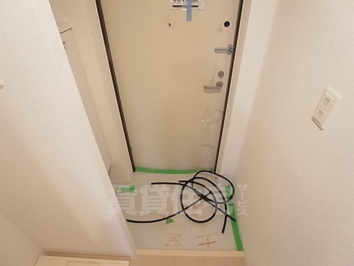 セレニテ神戸元町の玄関