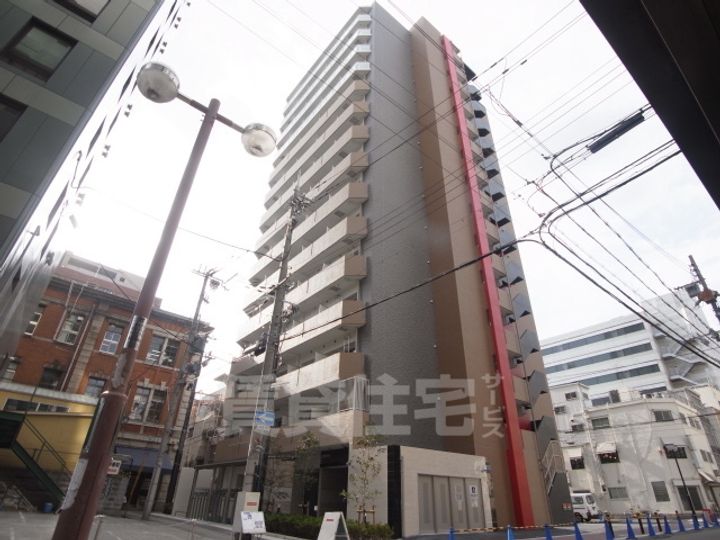 セレニテ神戸元町の外観