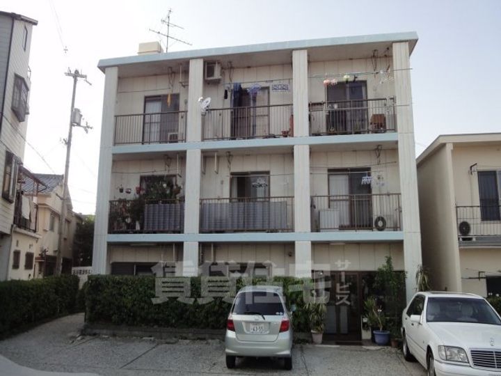 湯谷マンションの外観