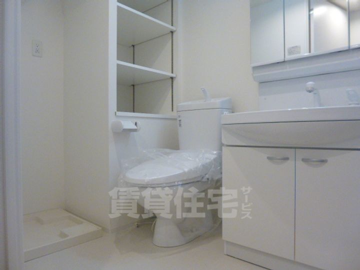 愛知県名古屋市昭和区阿由知通1丁目の賃貸マンションの内装