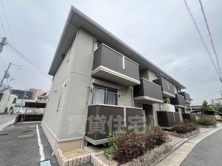 大阪府泉大津市東港町の賃貸アパートの外観