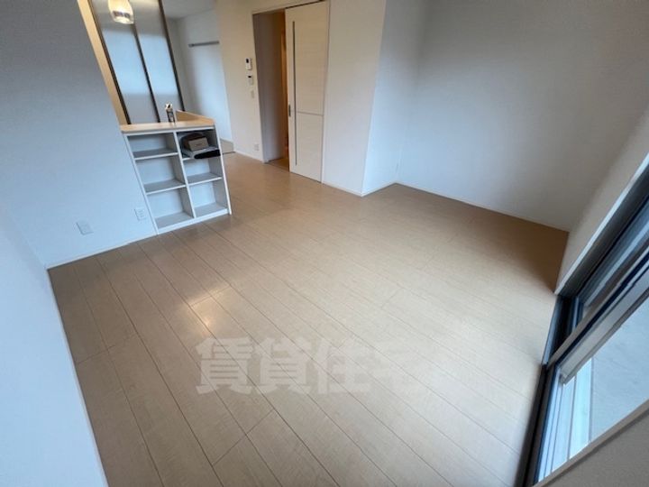 大阪府泉大津市東港町の賃貸アパートの居間