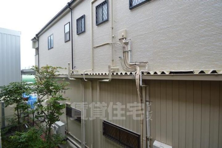 大阪府茨木市新堂1丁目の賃貸マンションの周辺