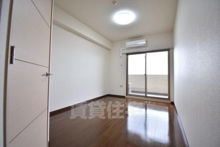 大阪府堺市西区鳳西町1丁の賃貸マンションの内装