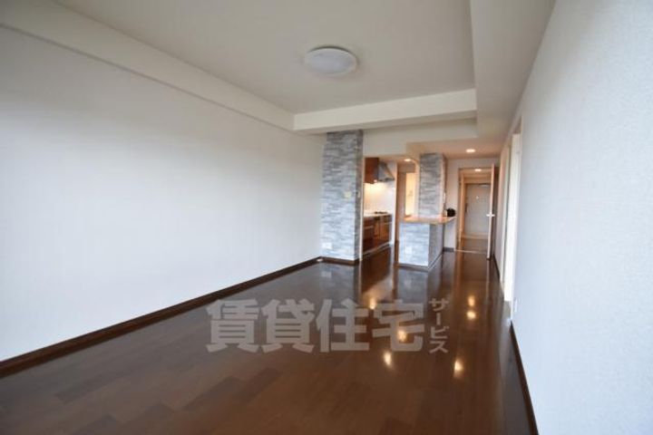 大阪府堺市西区鳳西町1丁の賃貸マンションの居間