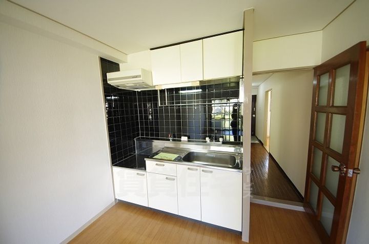 ナカトミサニーハイツのキッチン